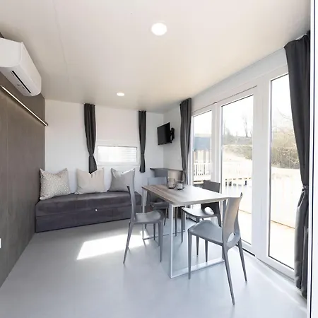 度假居 Helles Und Modernes Mobilehome Im Vital Camp Bayerbach
