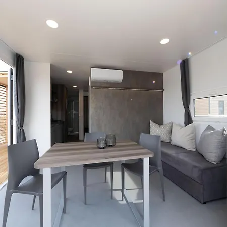 Helles Und Modernes Mobilehome Im Vital Camp Bayerbach 度假居 Bayerbach